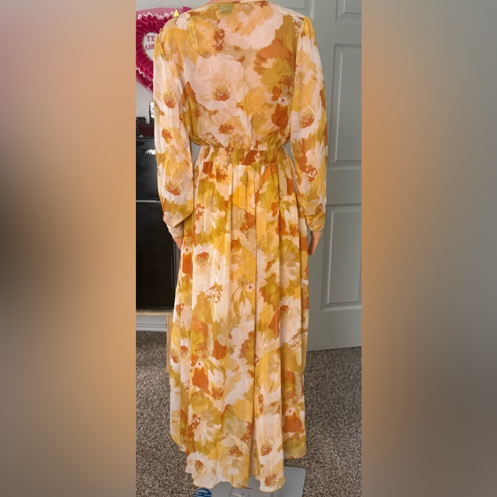 Floral Long Sleeve Dress in Yellow and White - Picture 3 of 10